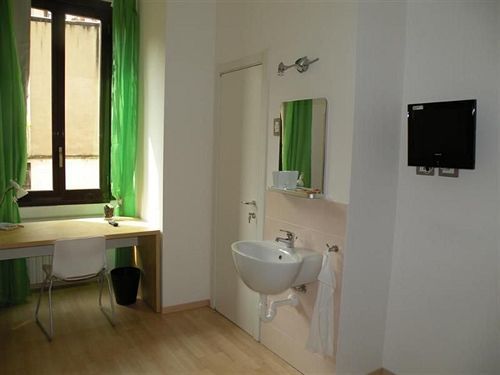 Le Tre Torri Hotel - Milan — Fotos 1